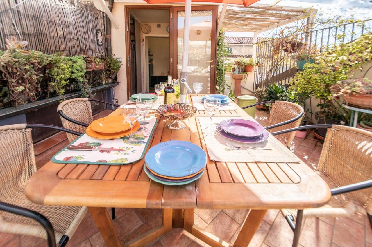 דירות לוקה Residenza Al Pavone Luxury With Terrace מראה חיצוני תמונה