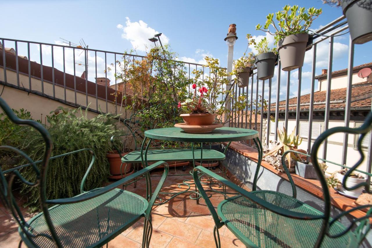 דירות לוקה Residenza Al Pavone Luxury With Terrace מראה חיצוני תמונה